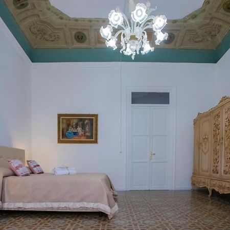 Terre D'Oro, Appartamento Di Lusso In Centro Citta Palermo Exterior foto